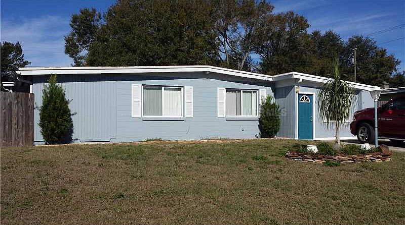 1st image of 5223 44th Ave N