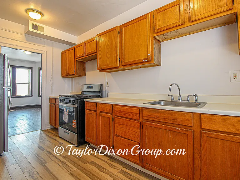 3859 W Maypole Ave #3863-3B — Photo 1