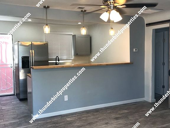 2nd image of 1225 San Mateo Blvd SE #A
