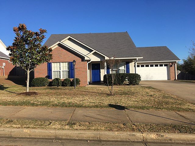 1st image of 217 Eagles Nest Ln