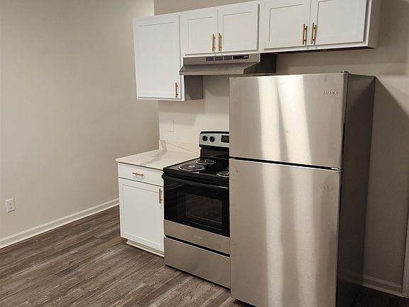 5th image of 754 E Trigg Ave