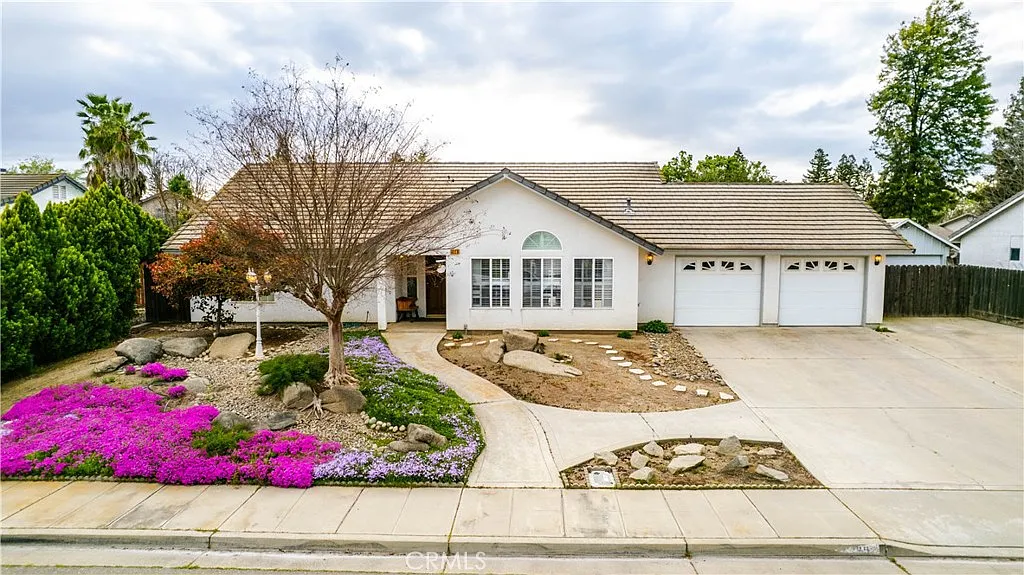 1029 Penny St photo 1