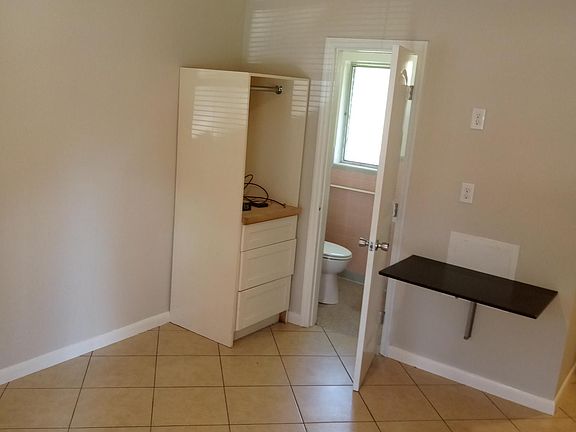 2nd image of 3618 Scenic Hwy N #2
