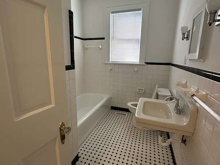 1607 Branch St NW — Photo 15
