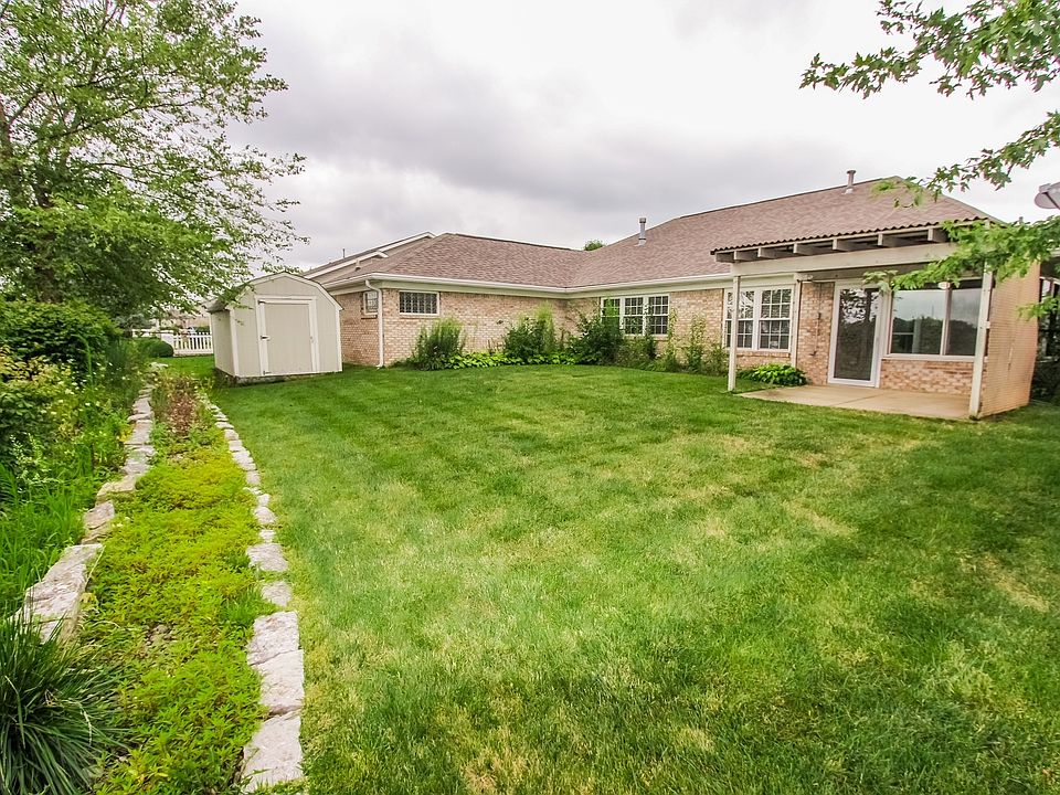 2nd image of 7911 Farina Way