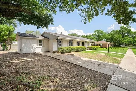 3 bed, 1866 sqft, $2,000 — Photo 2