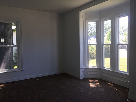 4th image of 434 N 4th Ave