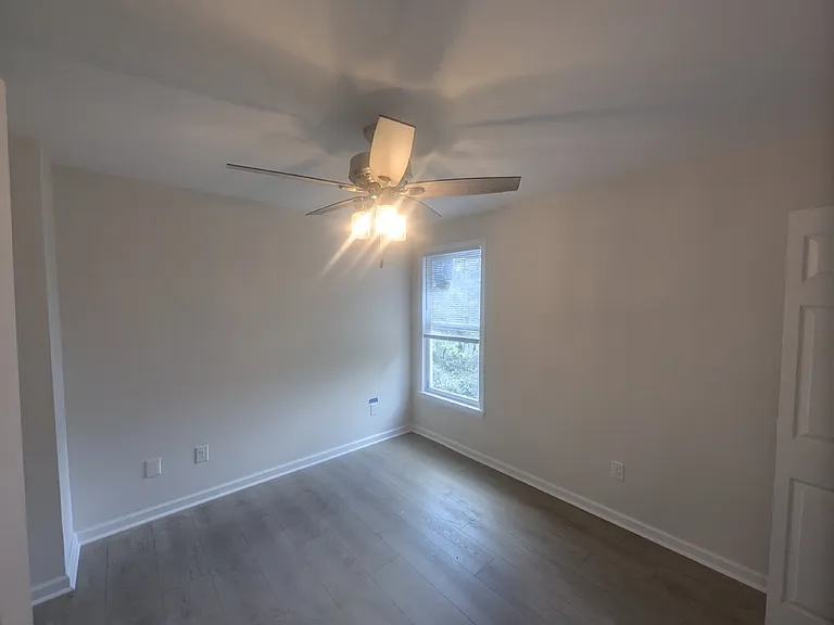 178 Brady St — Photo 17