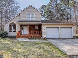 211 Oak Ave, West Creek, NJ 08092
