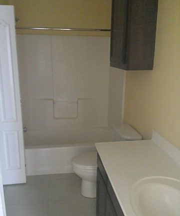 5th image of 720 S Logan Dr