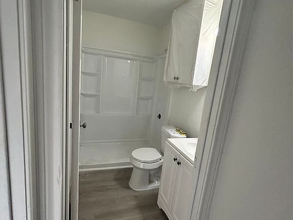 3rd image of 626 Kirk Pl