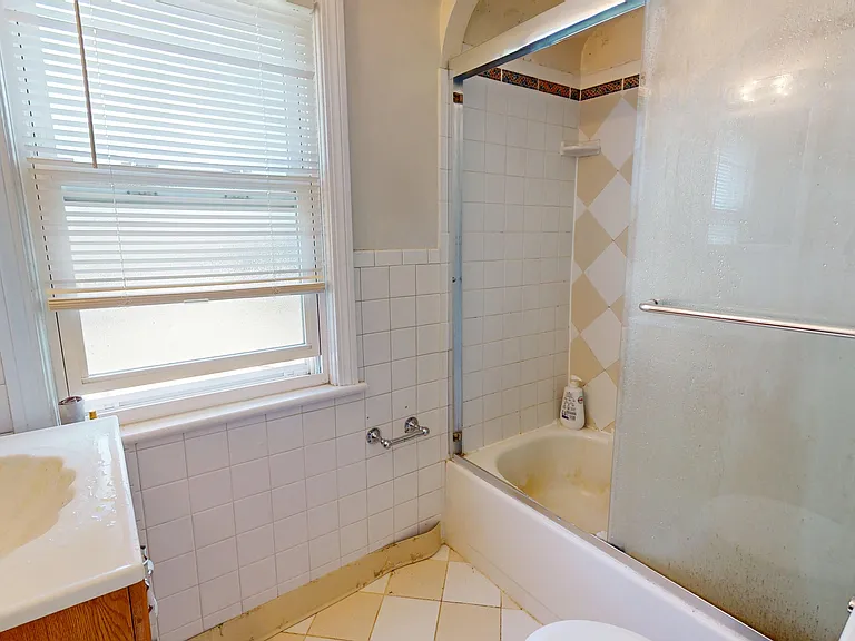 4004 Wellington Ave — Photo 7