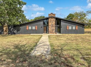 206 Tanglewood Ct, Lone Grove, OK 73443
