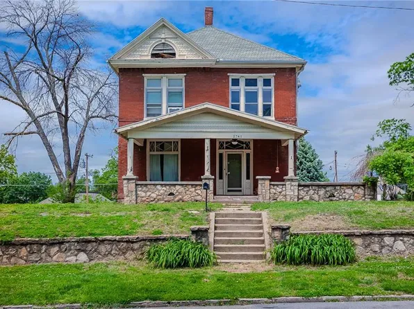 2741 Seneca St, Saint Joseph, MO 64507