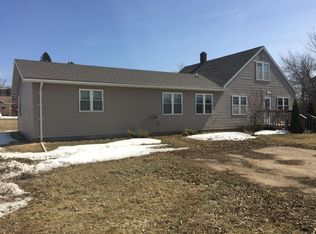 205 Fisk St, Wildrose, ND 58795