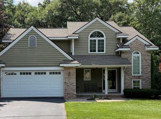 9551 Klais Rd, Clarkston, MI 48348