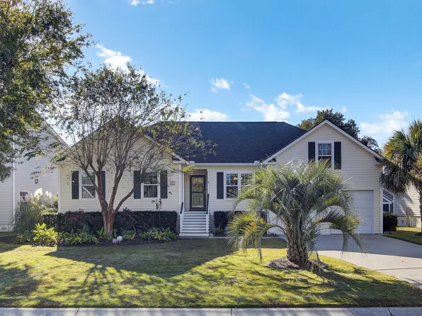 421 Planters Trace Dr, Charleston, SC 29412