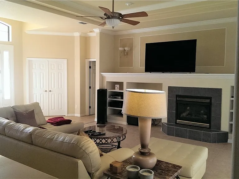 38 Linder Dr — Photo 3