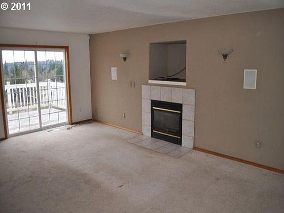 3rd image of 1123 E Southview Heights Dr