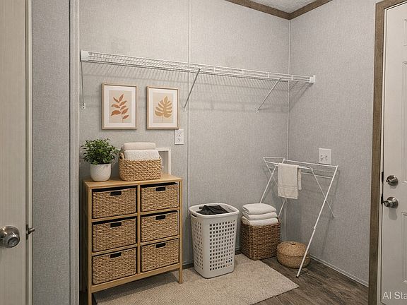 4th image of 1092 Cedar St #392