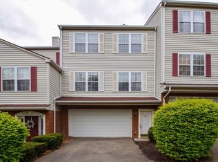 315 Silver Leaf Dr NW, Christiansburg, VA 24073