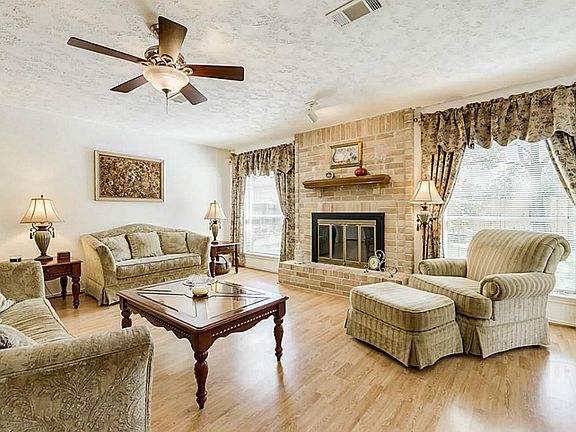 3rd image of 12506 Hideaway Park Dr