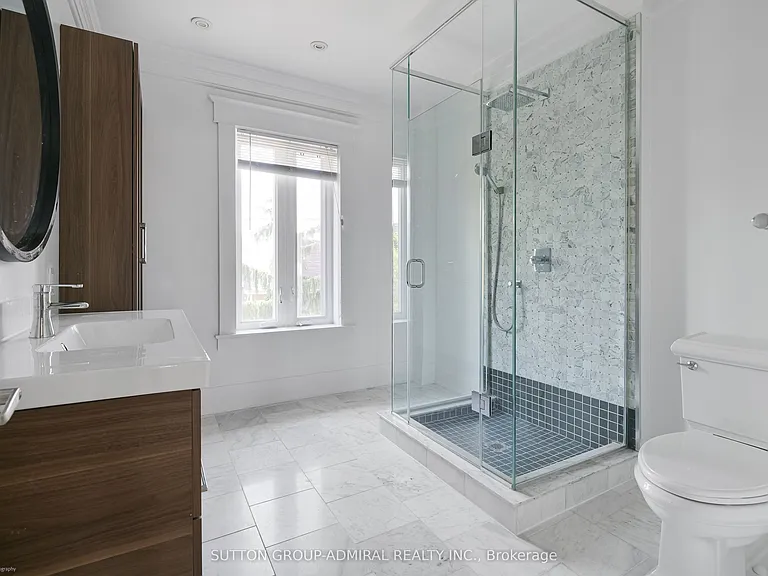 481 Brock Ave #2 — Photo 15