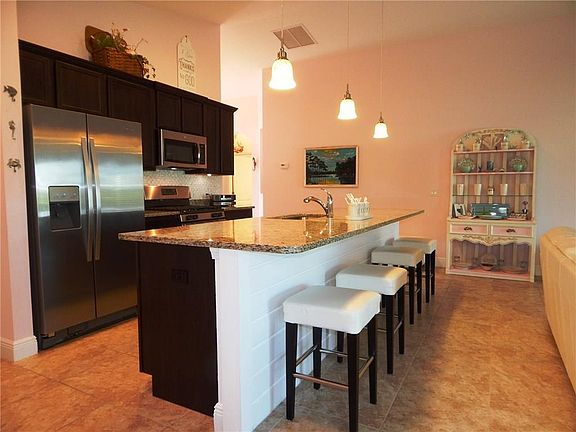 5th image of 671 Honeybell Ct SW