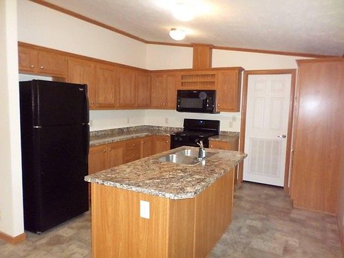 1st image of 4978 Venice Cir