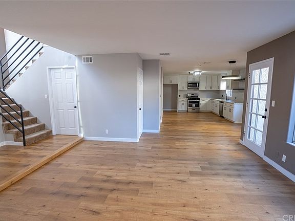 5th image of 9362 Moonbeam Ave Unit 15