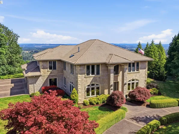 18011 SW Huckleberry Ct, Sherwood, OR 97140