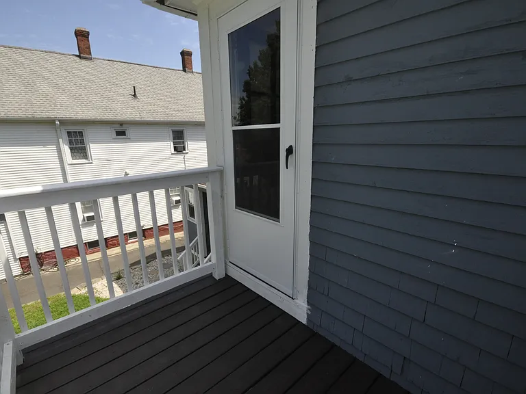 20 Mountain St #2 — Photo 31
