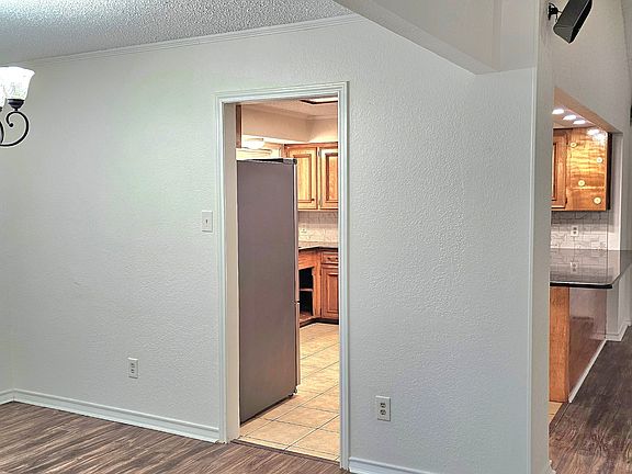 3rd image of 4534 Stony Creek Dr