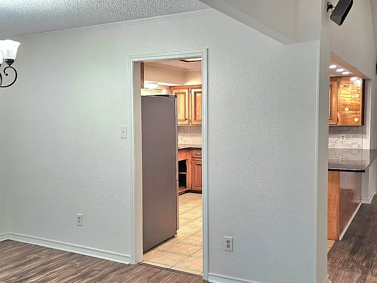 4534 Stony Creek Dr — Photo 3