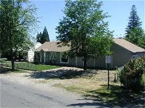 1007 Whitman Ave photo 1