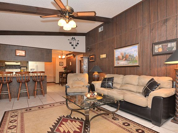 3rd image of 320 Cinnamon Bark Ln