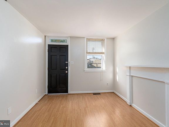 3rd image of 666 Melvin Dr