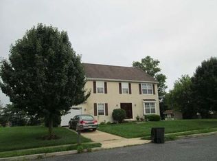 7 Harrison Park Ln, Burlington, NJ 08016