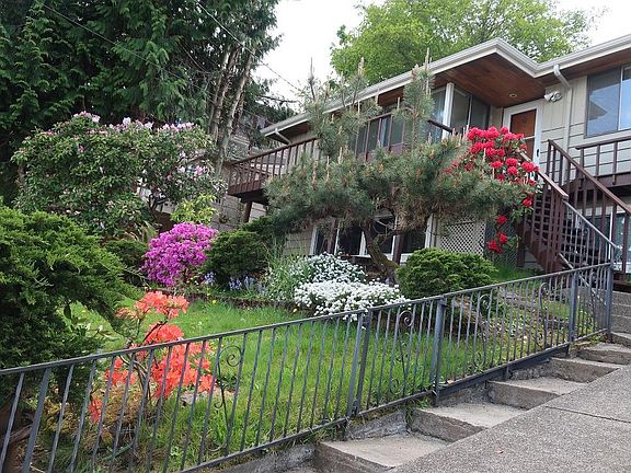 2nd image of 9909 Arrowsmith Ave S