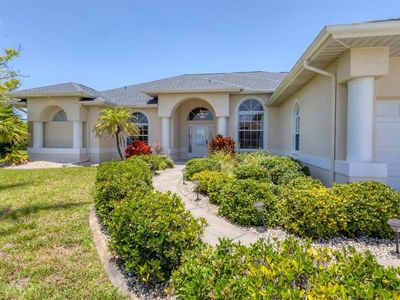 1002 Rotonda Cir, Rotonda West, FL, 33947
