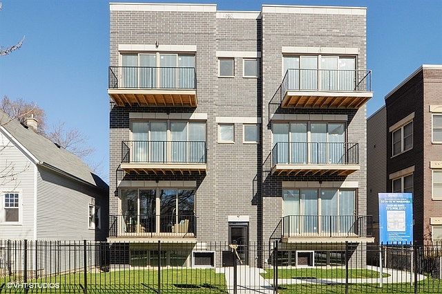 1st image of 3518 W Wabansia Ave #1