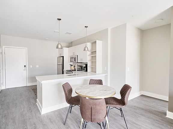 2nd image of 2111 Belcourt Ave #406