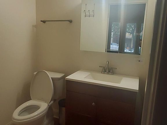 5th image of 5517 N Central Ave