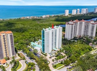7515 Pelican Bay Blvd #PENTHOUSE D, Naples, FL 34108