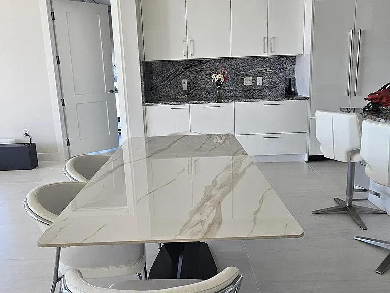 dining table seats 6