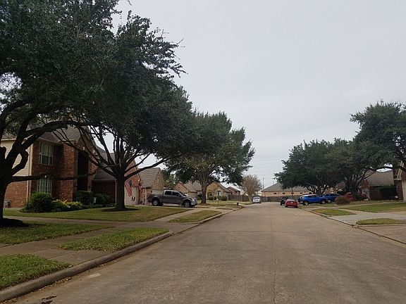 5th image of 23014 Palm Trail Dr
