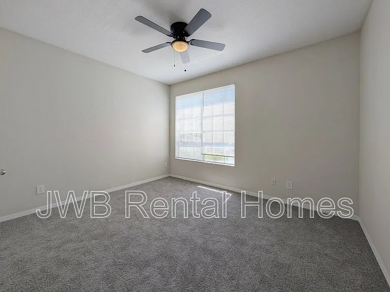 13700 Richmond Park Dr N #1002 — Photo 13