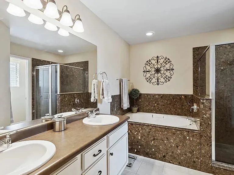 833 W Cannara Way — Photo 23