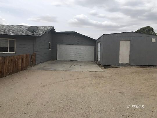 4th image of 13769 Birch St