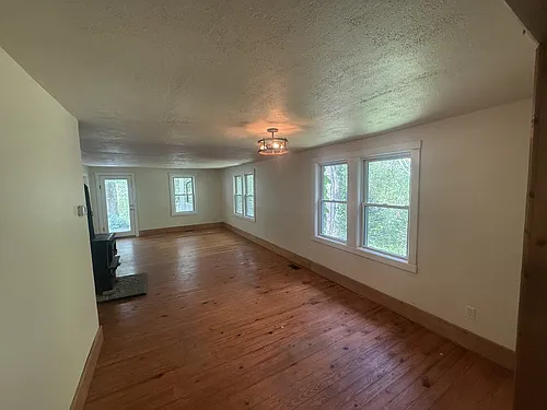 71 Emily Dr Photo 1